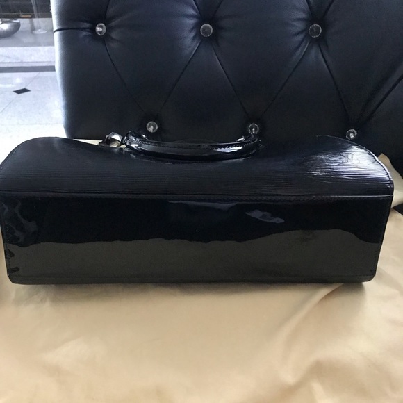 Louis Vuitton Black Pont-Neuf PM - Picture 5 of 7